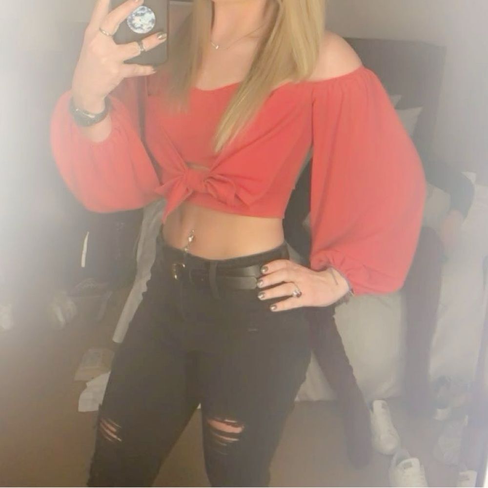 Windsor Red Crop Top Bow Detail Size M - Picture 5 of 5